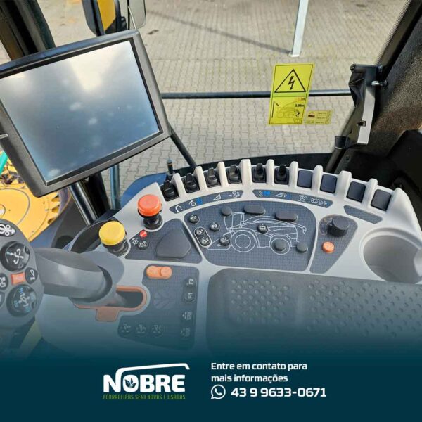 Forrageira New Holland FR 650-Ano 2018-Plataforma kemper 375 plus-cod 1940 - Image 6