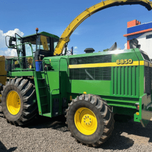 John Deere 6850 disponível na Nobre Used